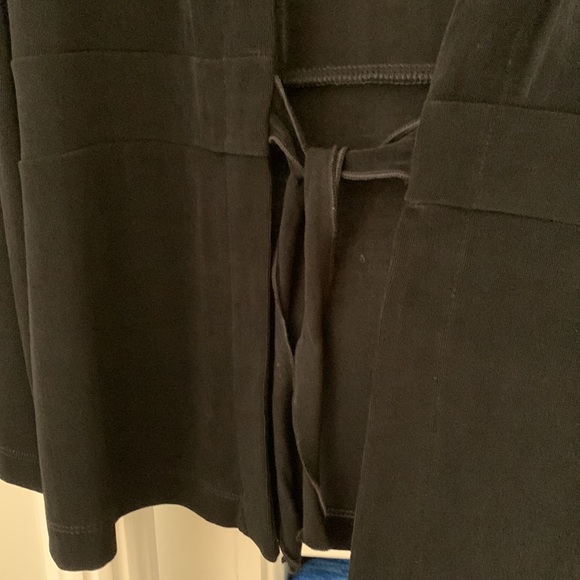 Chico’s Travelers cardigan/tunic (24 inches long) . Perfect conditions. Size 1. - Picture 3 of 4